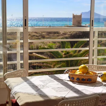 Oasis Frente A Mar Y Piscina * קלפה